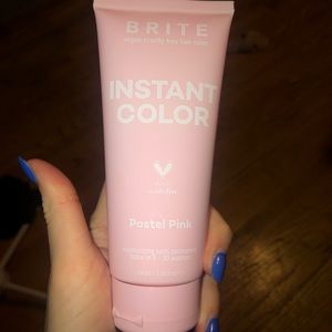 Pink hair dye